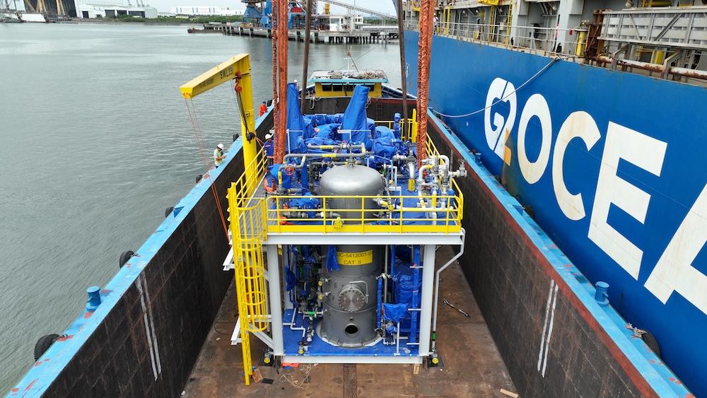 Transport of a Flare Gas Recovery Unit for Brasil